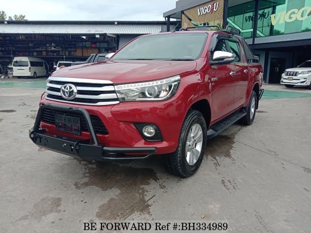 TOYOTA Hilux