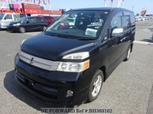 Used 2005 TOYOTA VOXY BH369162 for Sale