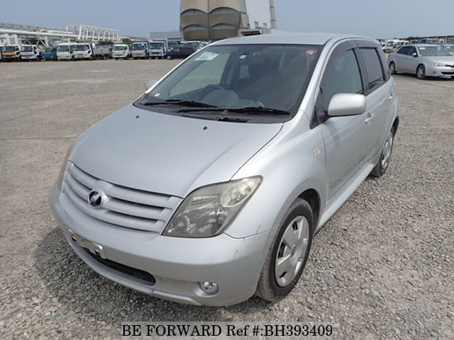 TOYOTA IST