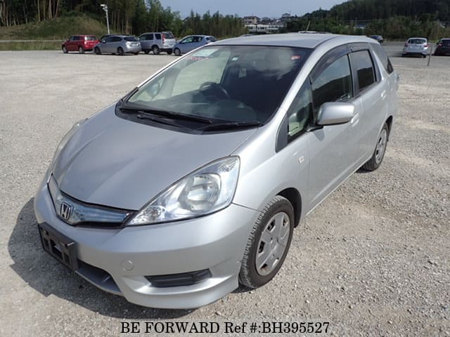 Used 11 Honda Fit Shuttle Hybrid C Daa Gp2 For Sale Bh Be Forward