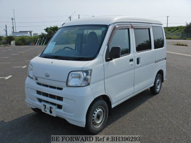 DAIHATSU Hijet Cargo