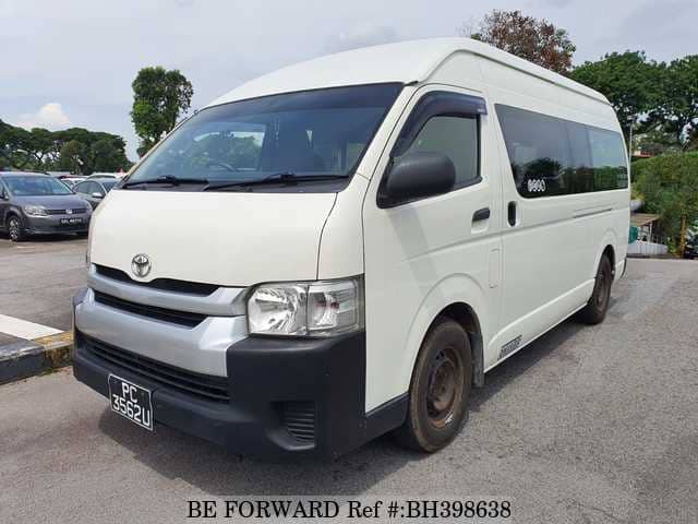 Подержанные 2015 TOYOTA HIACE COMMUTER 