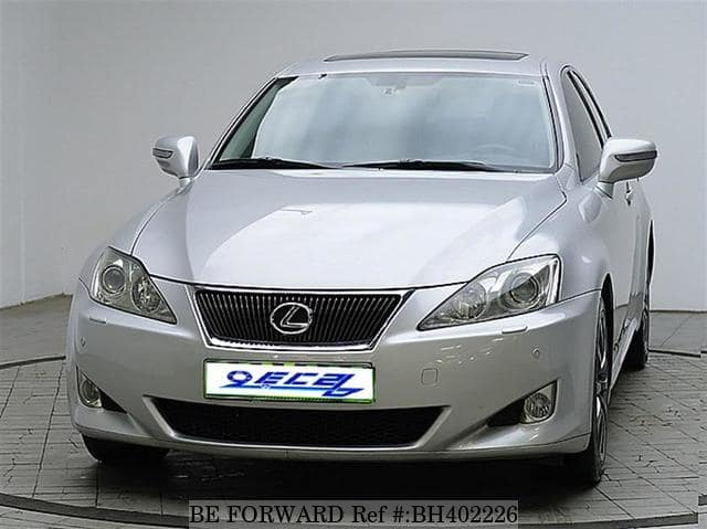 LEXUS IS