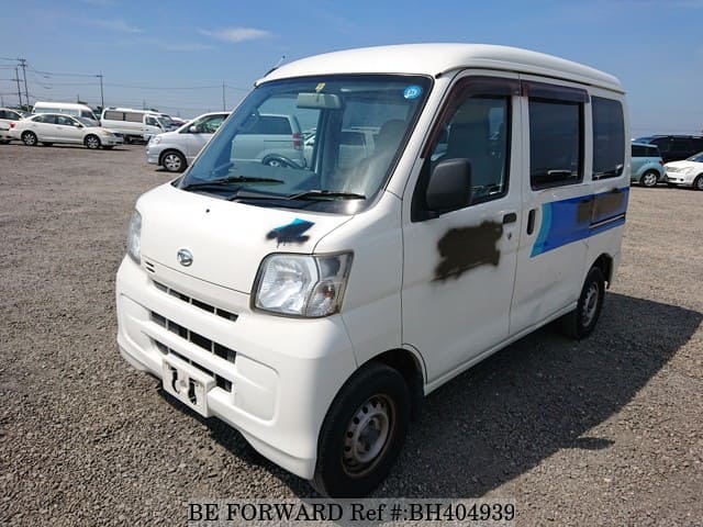 DAIHATSU Hijet Cargo