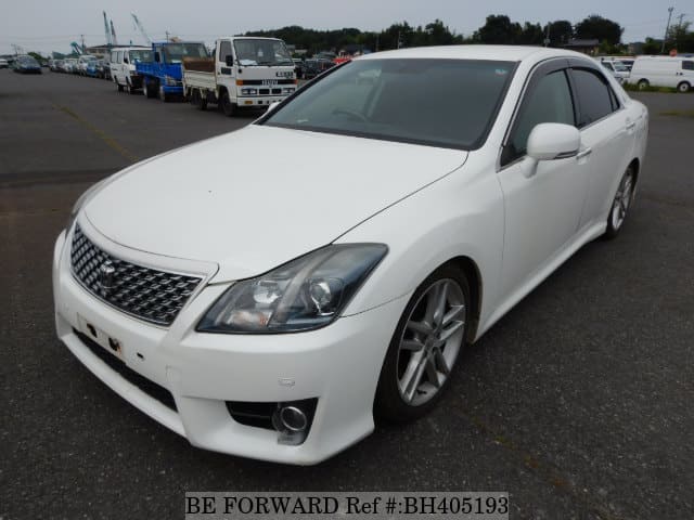 Toyota crown grs204