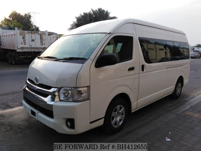 TOYOTA Hiace Commuter