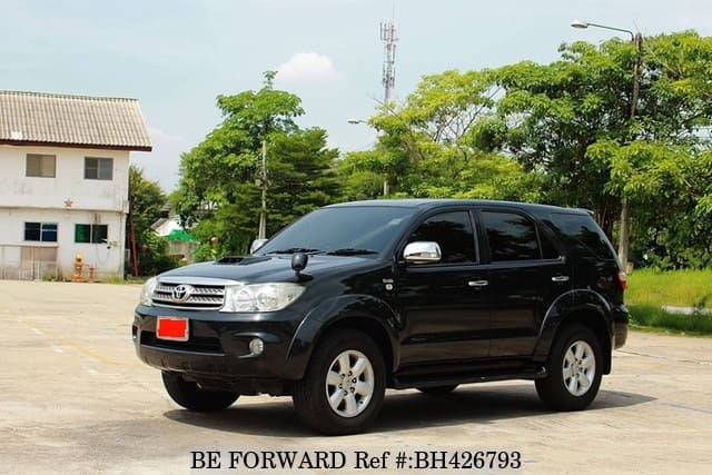 TOYOTA Fortuner