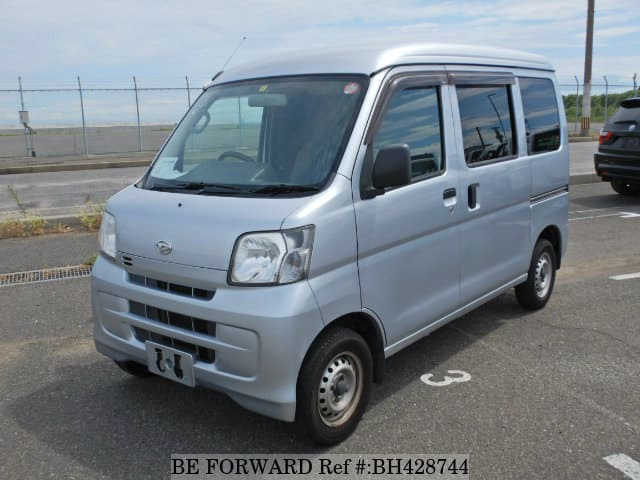 DAIHATSU Hijet Cargo