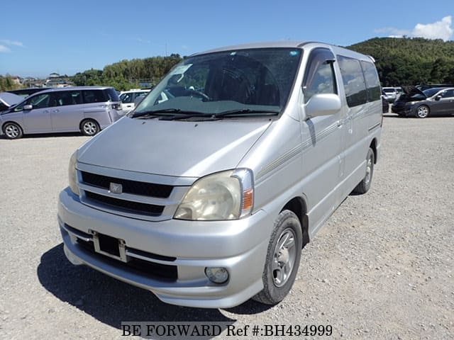 Тойота touring hiace