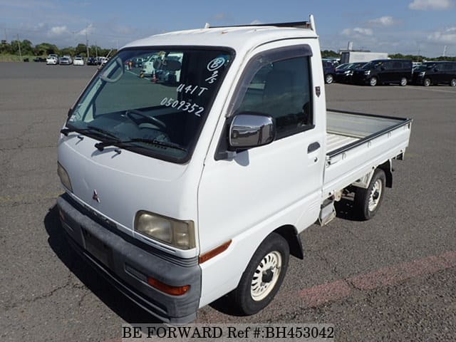 MITSUBISHI Minicab Truck