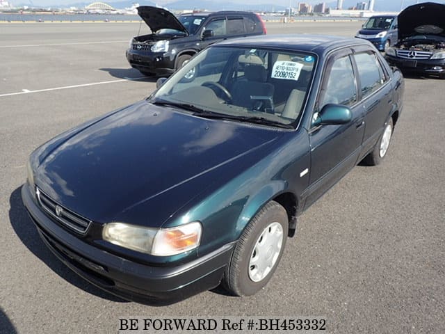 TOYOTA Corolla Sedan