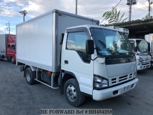 ISUZU Elf Truck