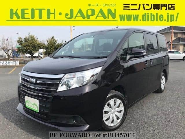 TOYOTA Noah