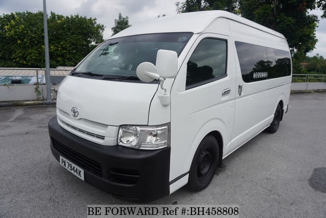 beforward toyota hiace commuter