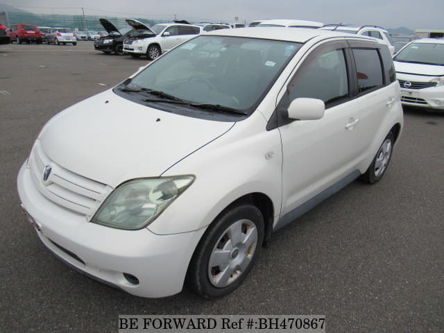 TOYOTA IST