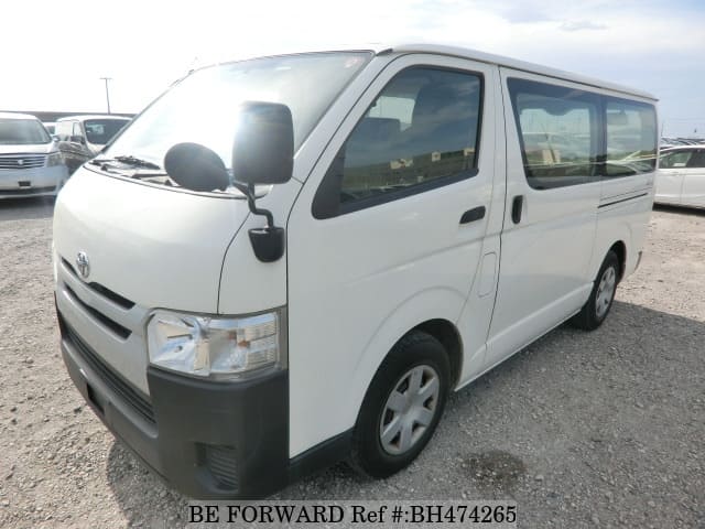 TOYOTA Regiusace Van