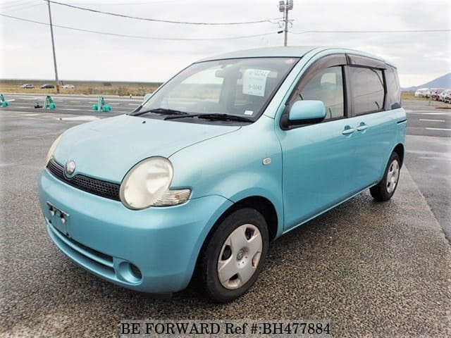 TOYOTA Sienta