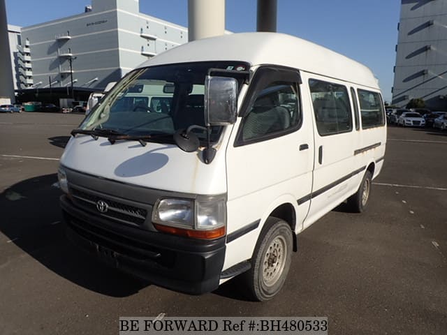 TOYOTA Regiusace Van