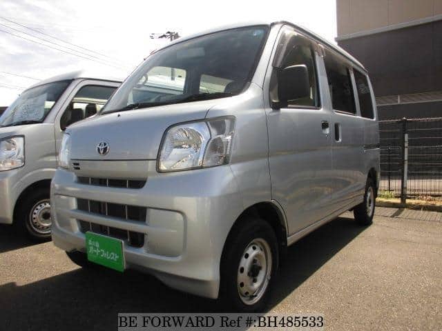 toyota pixis van