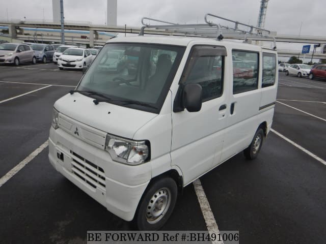 MITSUBISHI Minicab Van