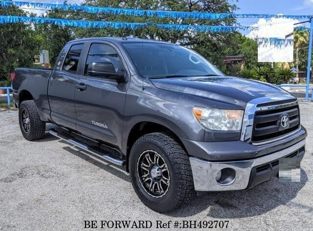 TOYOTA Tundra