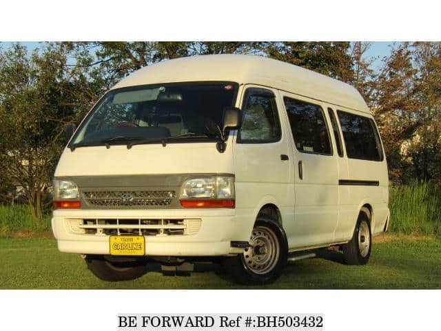 TOYOTA Hiace Commuter