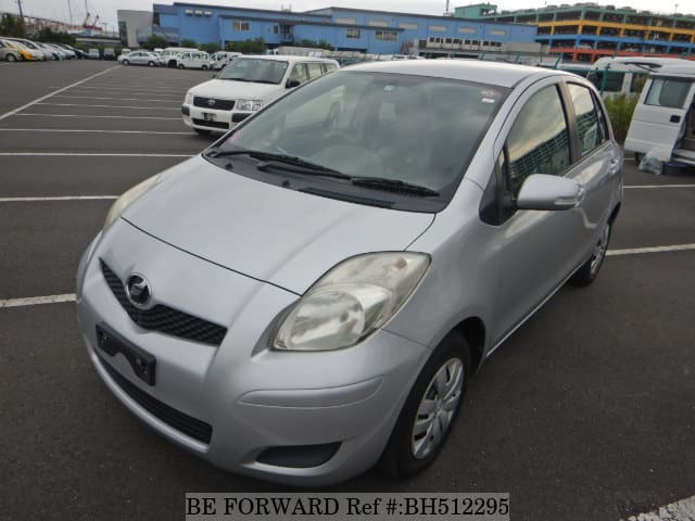 TOYOTA Vitz