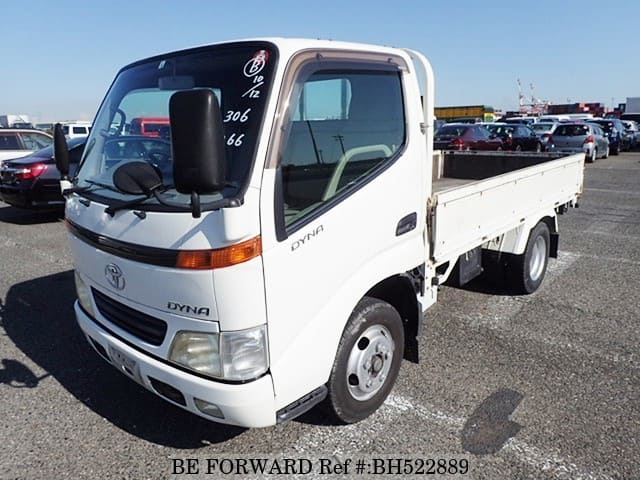 TOYOTA Dyna Truck