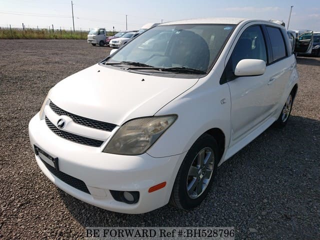 TOYOTA IST