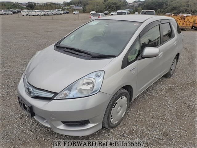 Used 13 Honda Fit Shuttle Hybrid C Daa Gp2 For Sale Bh Be Forward
