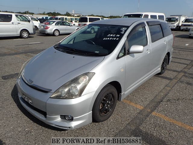 TOYOTA Wish