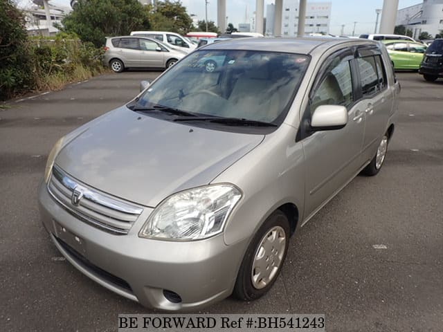 TOYOTA Raum