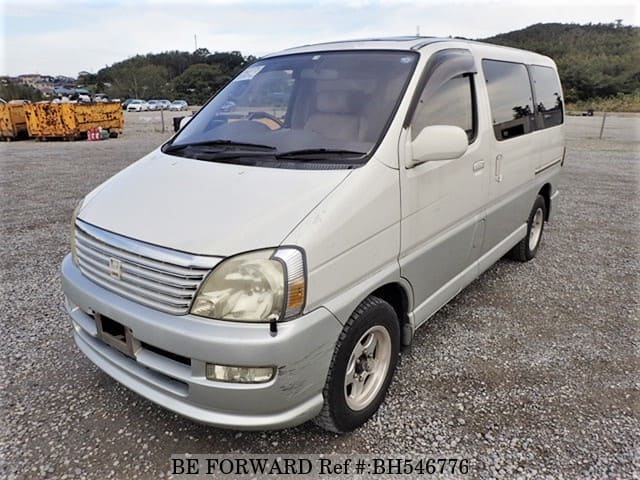 TOYOTA Regius Wagon