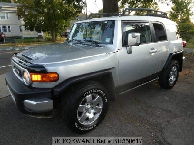 TOYOTA FJ Cruiser