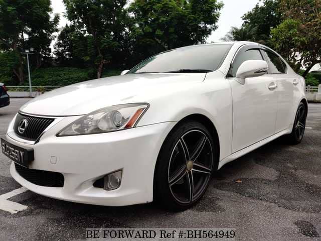 LEXUS IS