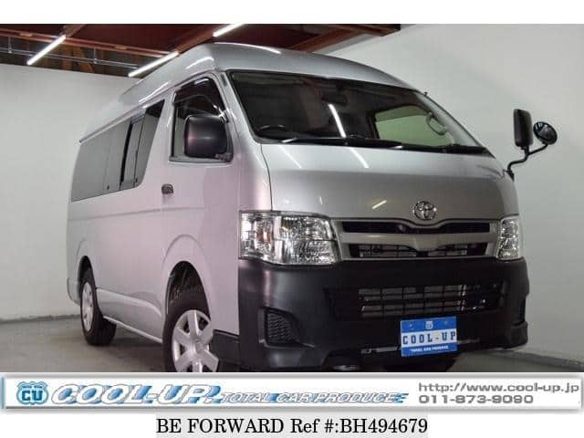 TOYOTA Regiusace Van