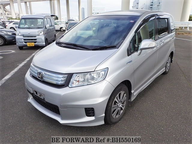 HONDA Freed Spike