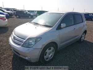 Used 2004 TOYOTA IST BH567441 for Sale