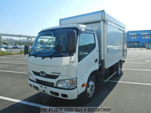 Used 2015 HINO DUTRO BH587809 for Sale