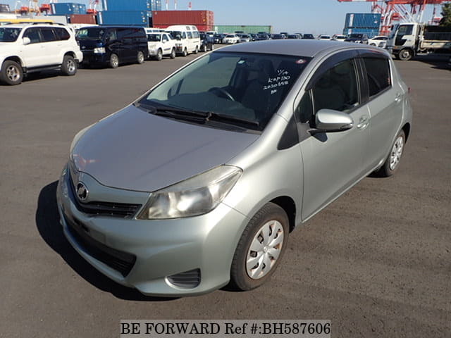 TOYOTA Vitz