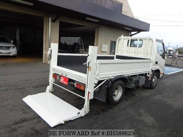 TOYOTA Dyna Truck