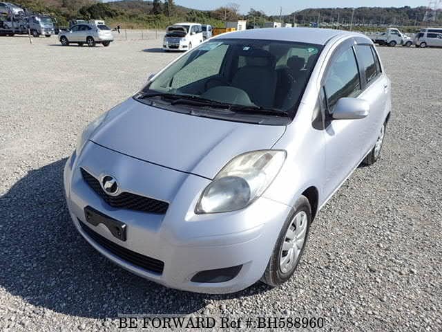 TOYOTA Vitz