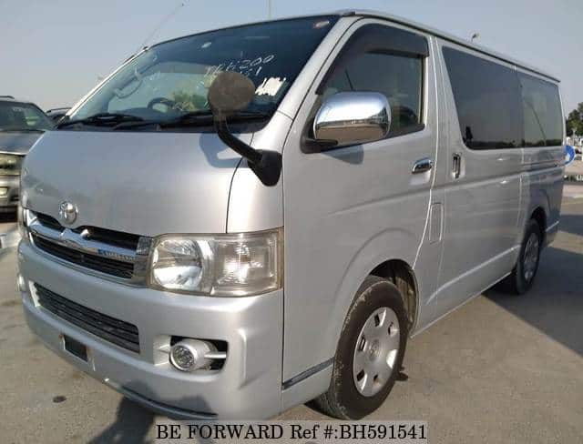 toyota hiace 2005 price