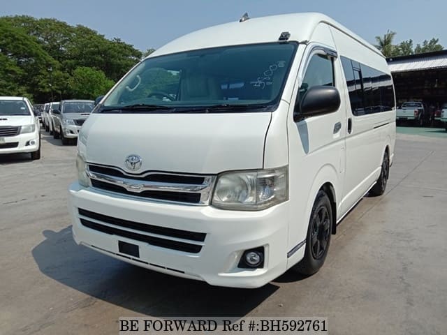 2010 toyota hiace commuter for sale