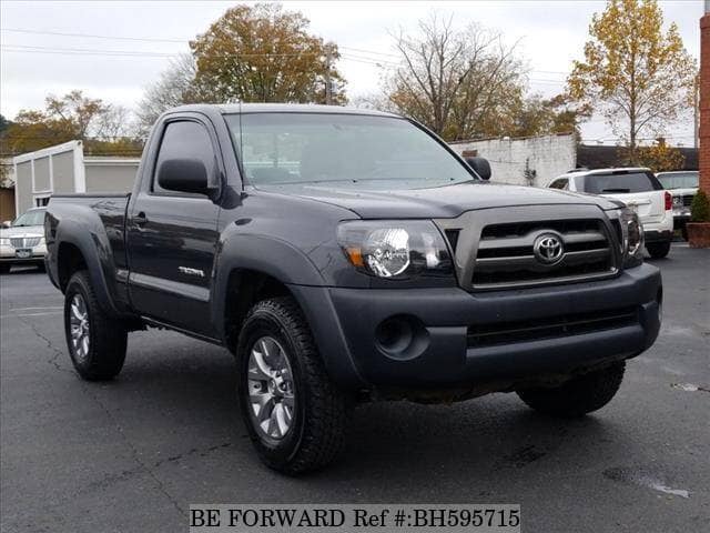 TOYOTA Tacoma