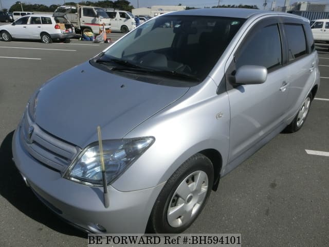 TOYOTA IST