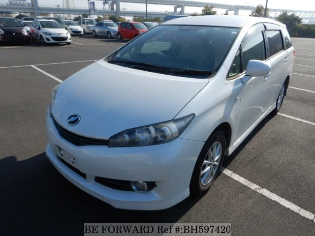 TOYOTA Wish