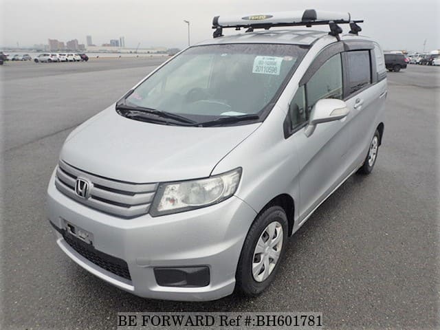 HONDA Freed Spike