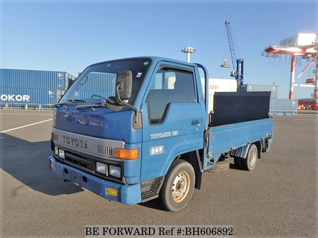 TOYOTA Toyoace