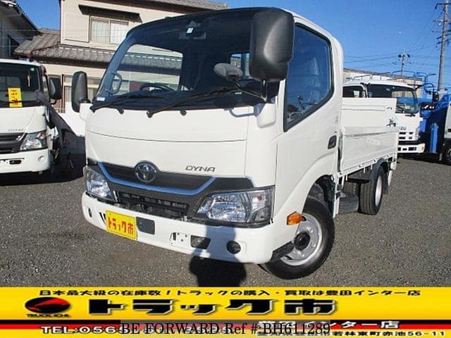 TOYOTA Dyna Truck